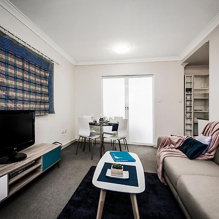 Airexec Apartments Perth Esterno foto