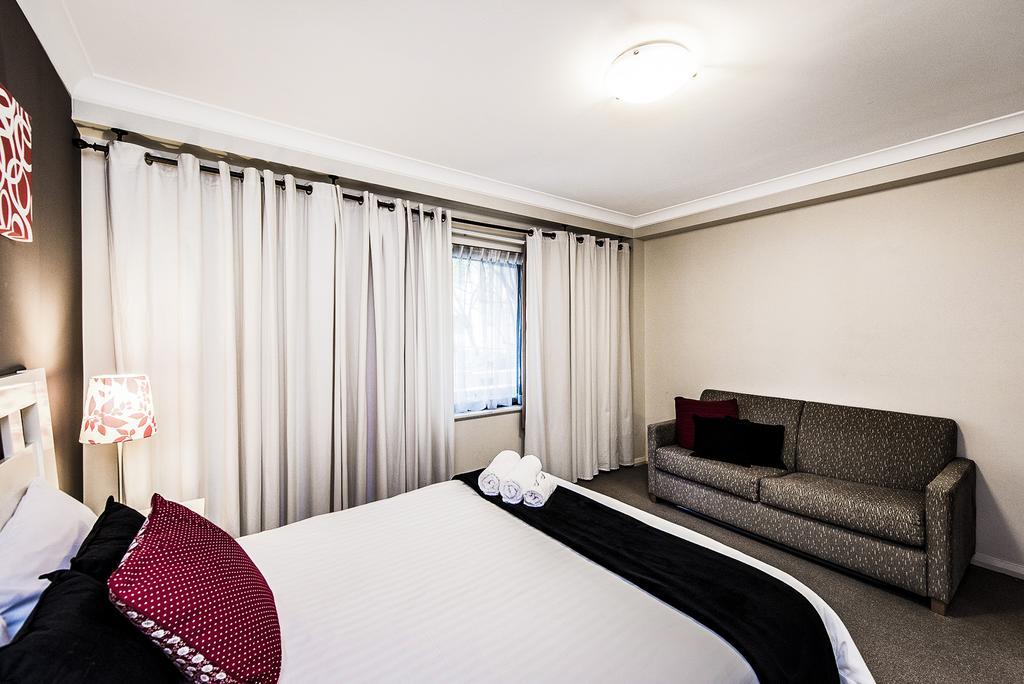Airexec Apartments Perth Esterno foto