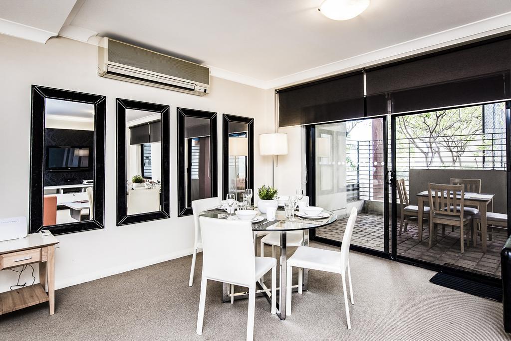 Airexec Apartments Perth Esterno foto